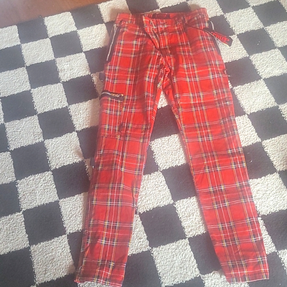 Red plaid bondage pants (no straps)